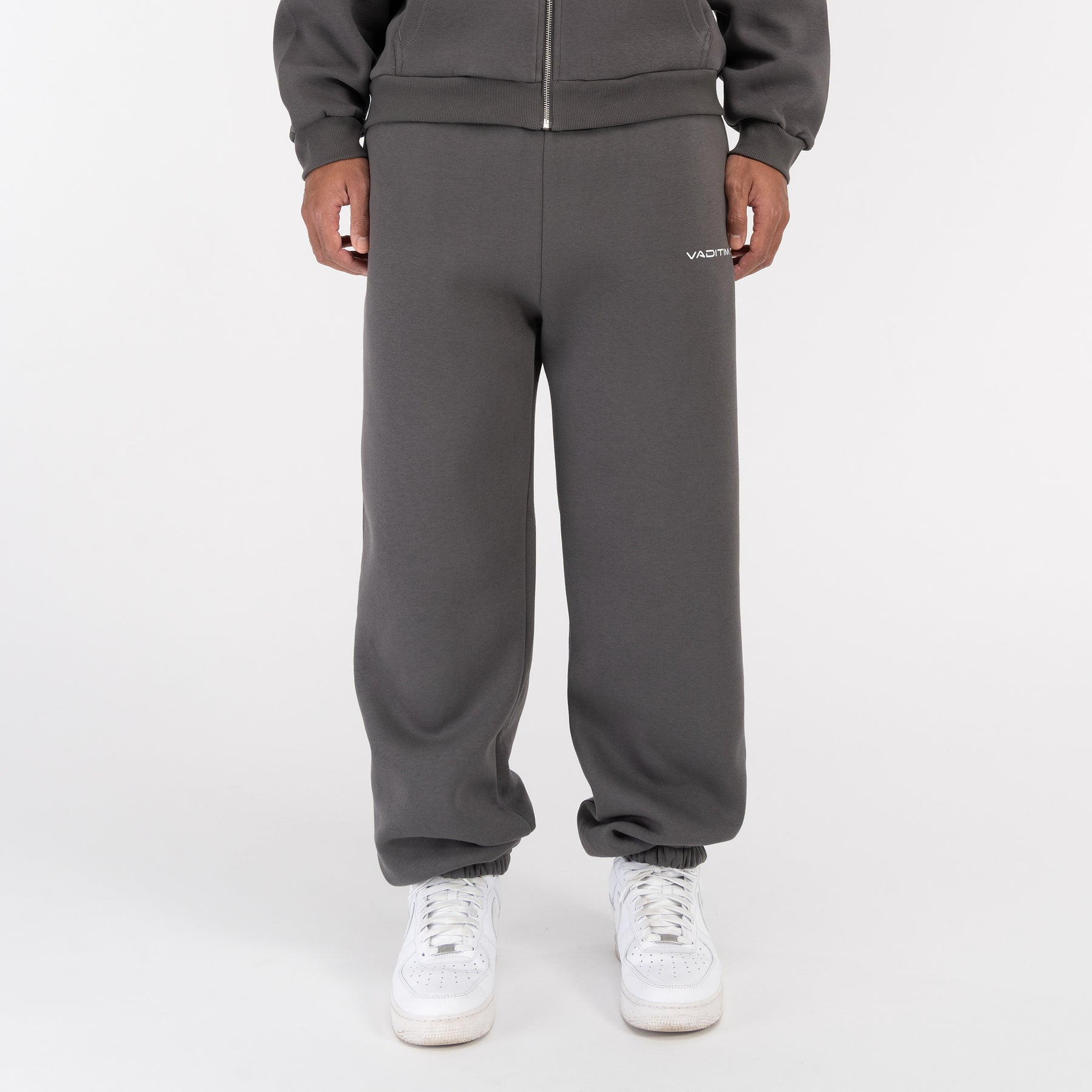 Magnet Sweatpants Basic Vaditim
