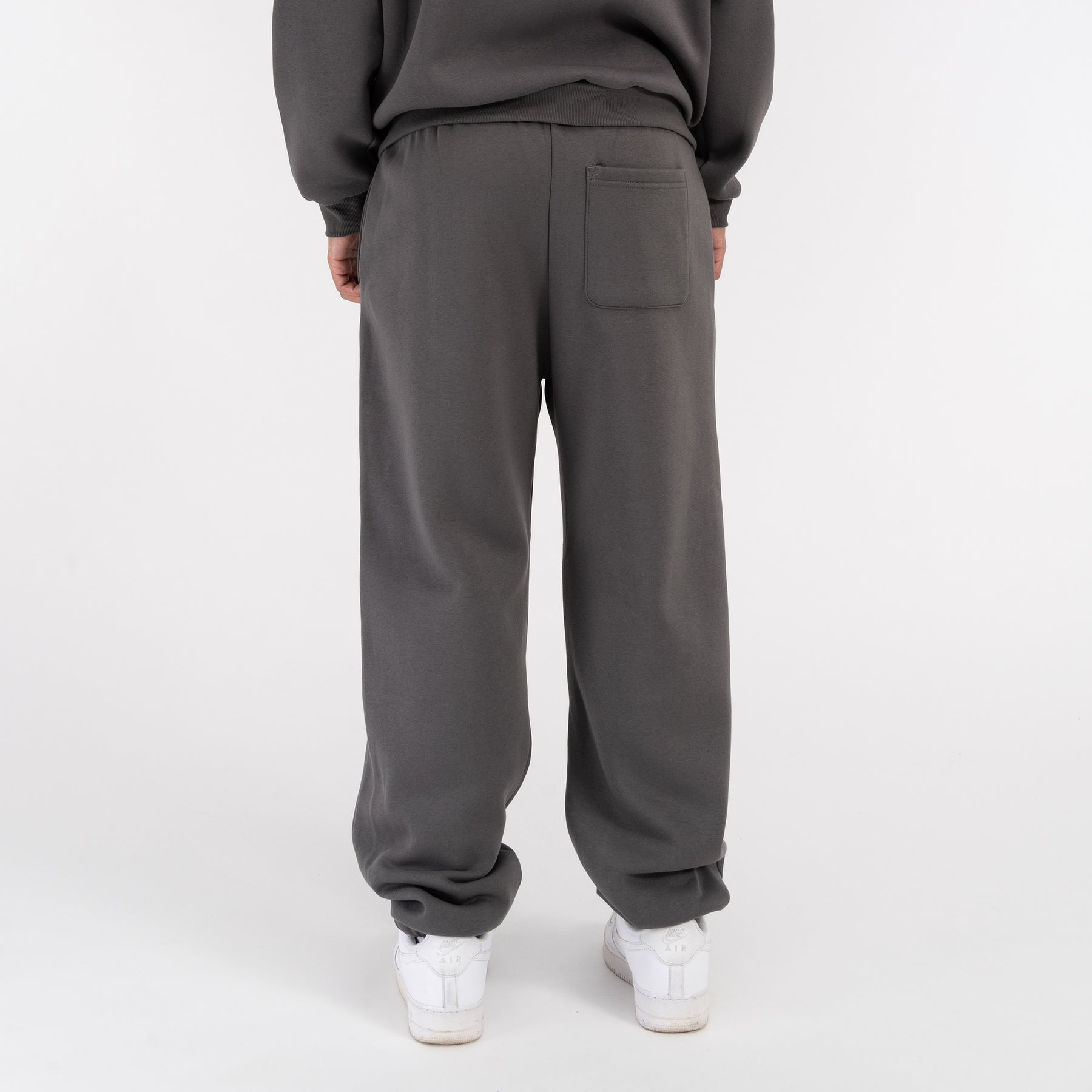 Magnet Sweatpants Basic Vaditim
