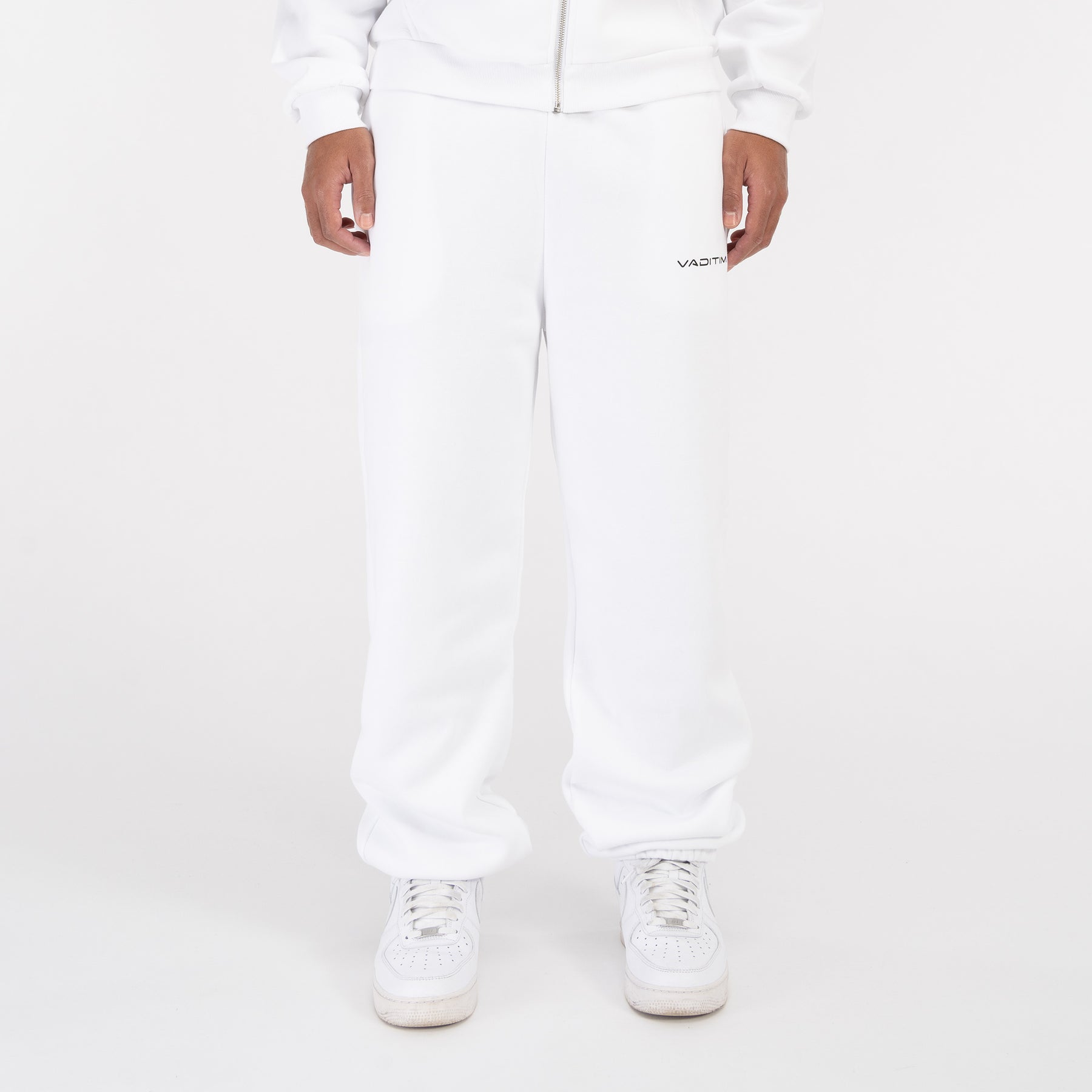 White Sweatpants Basic Vaditim