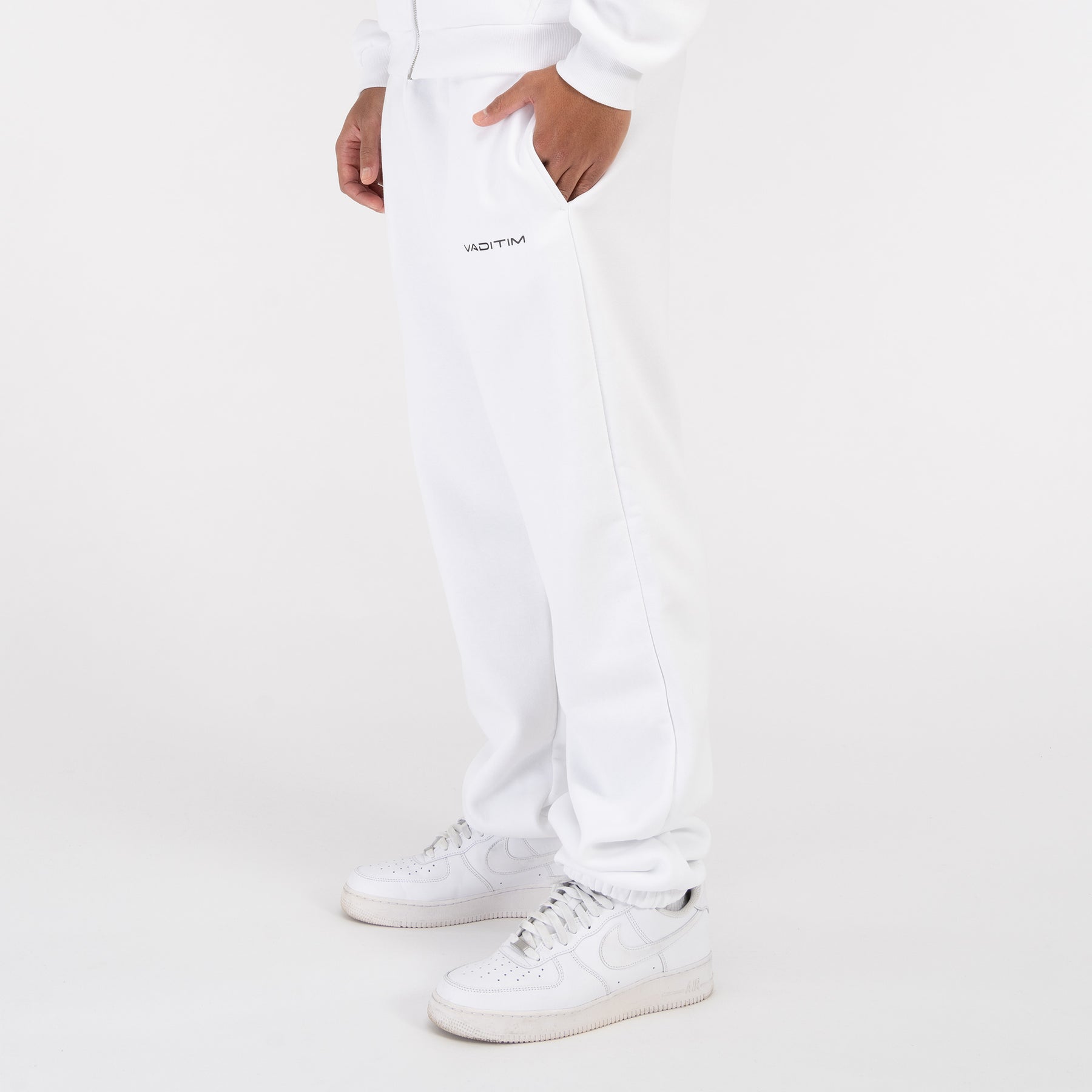 White Sweatpants Basic Vaditim