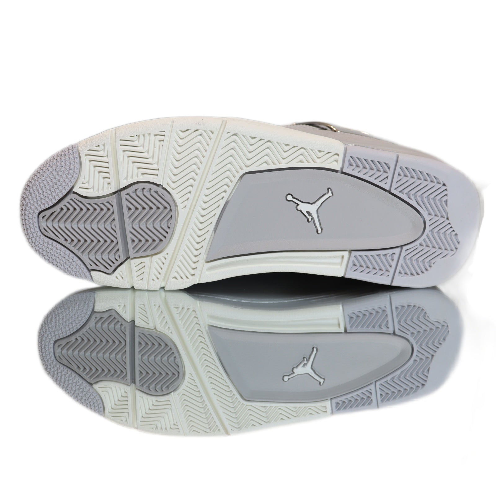 Jordan 4 Retro Frozen Moments Nike Vaditim