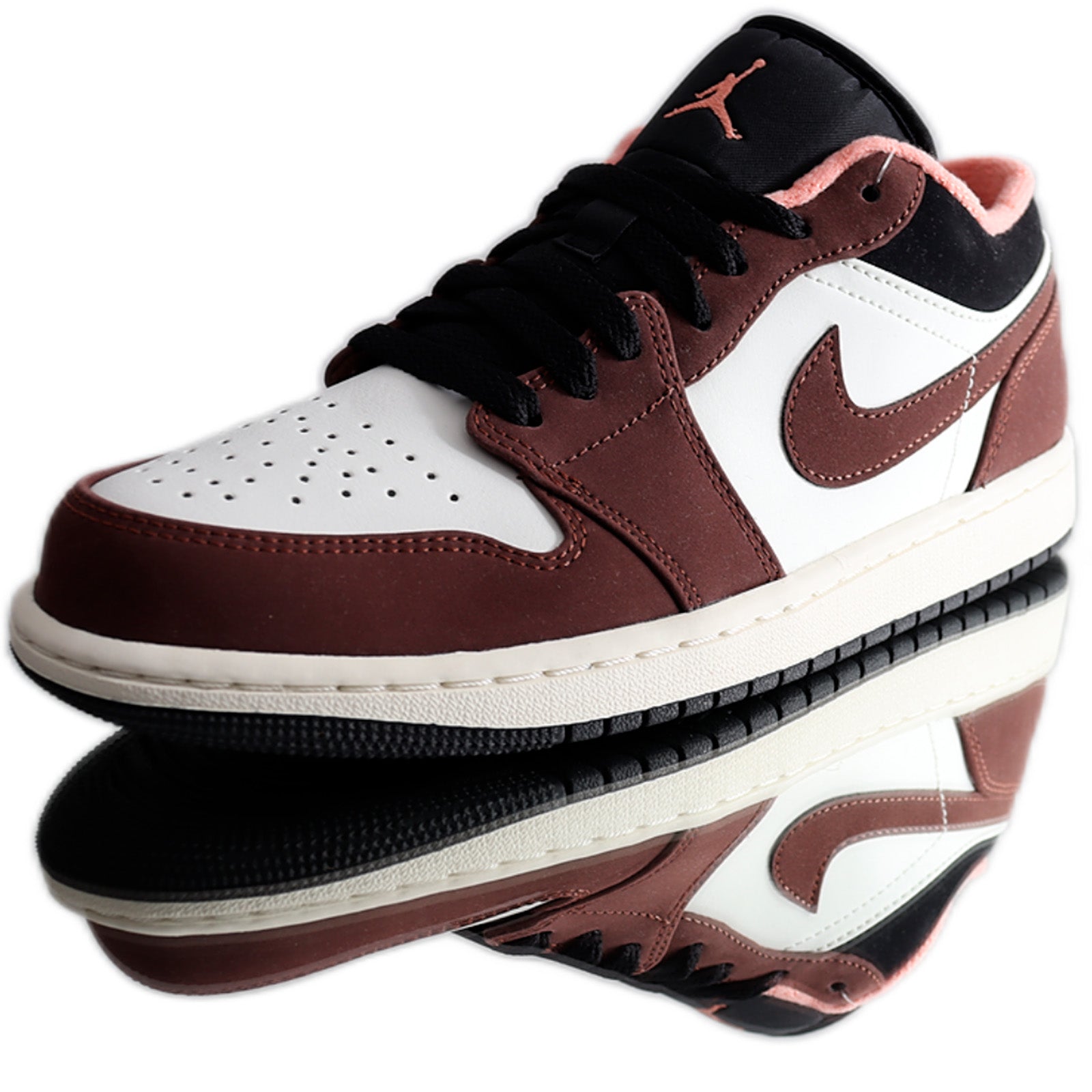Jordan 1 Low Mocha Vaditim