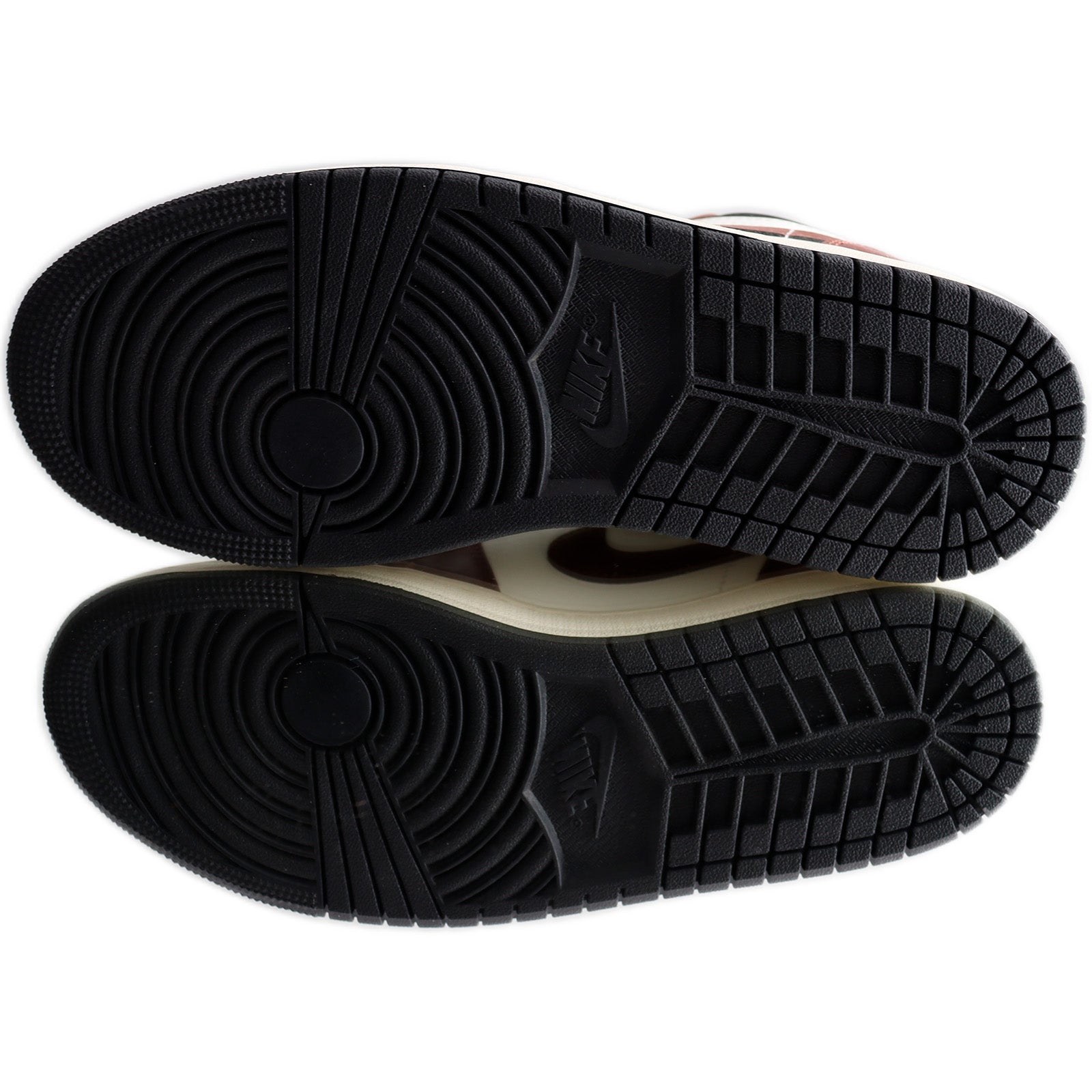Jordan 1 Low Mocha Vaditim