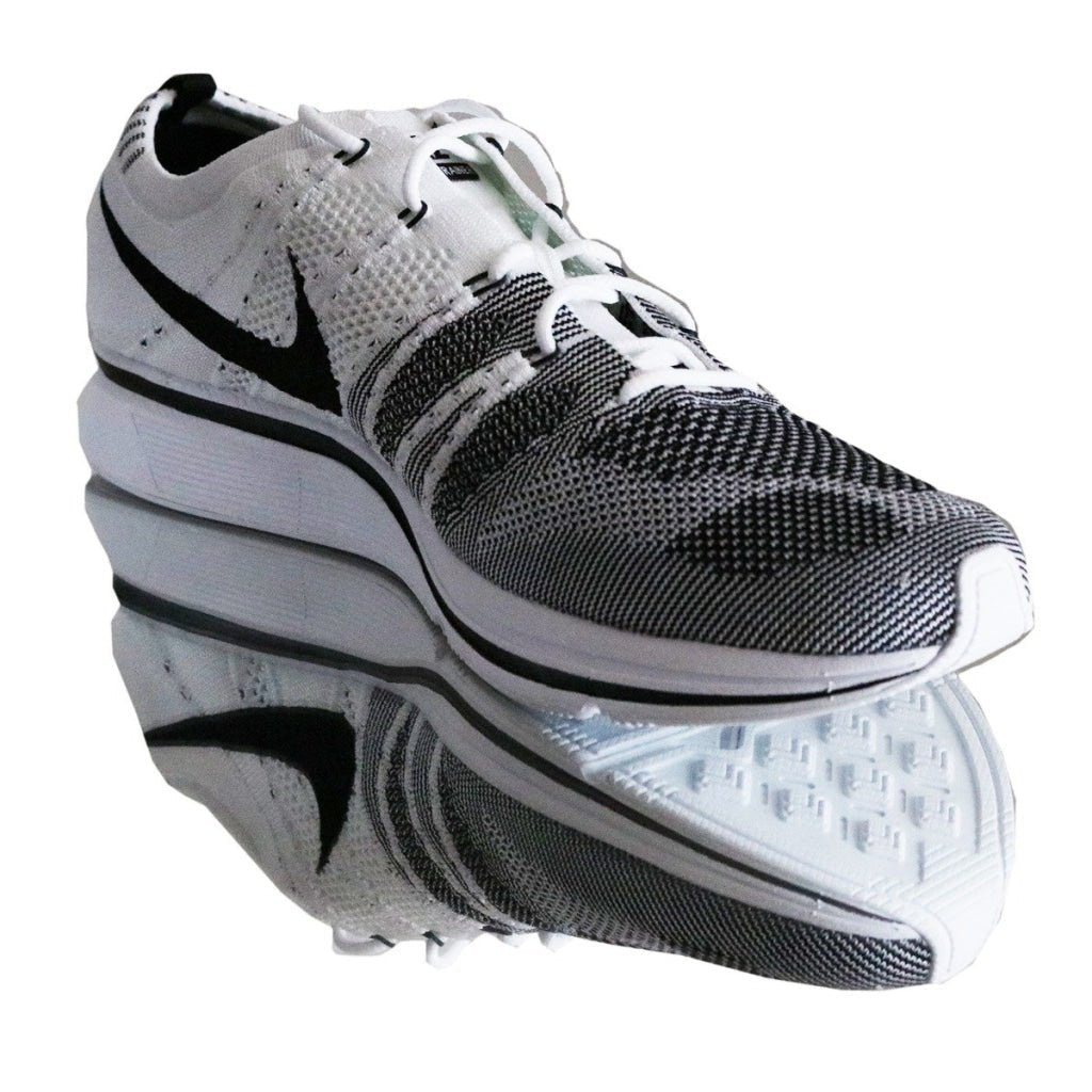 Flyknit Trainer White Black (2017) Nike vendor-unknown