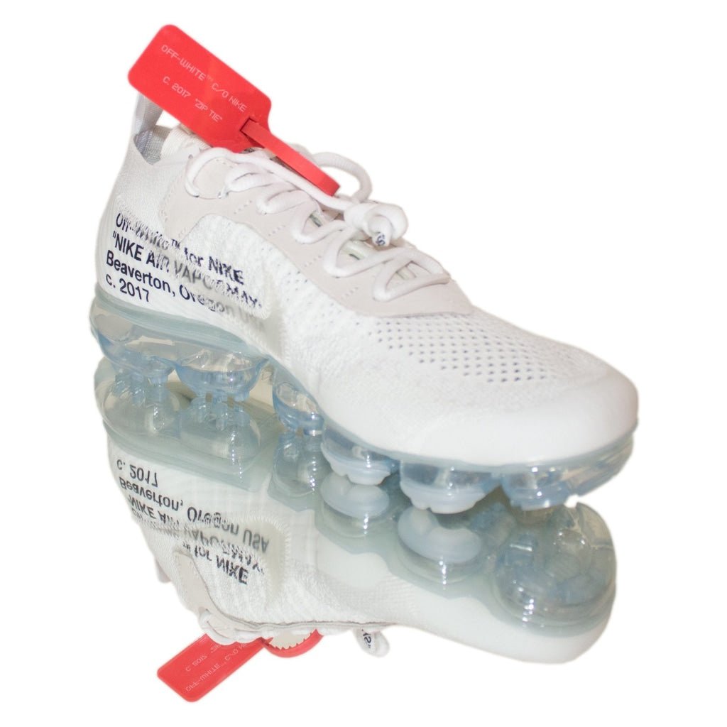 Vapormax off sales white branco